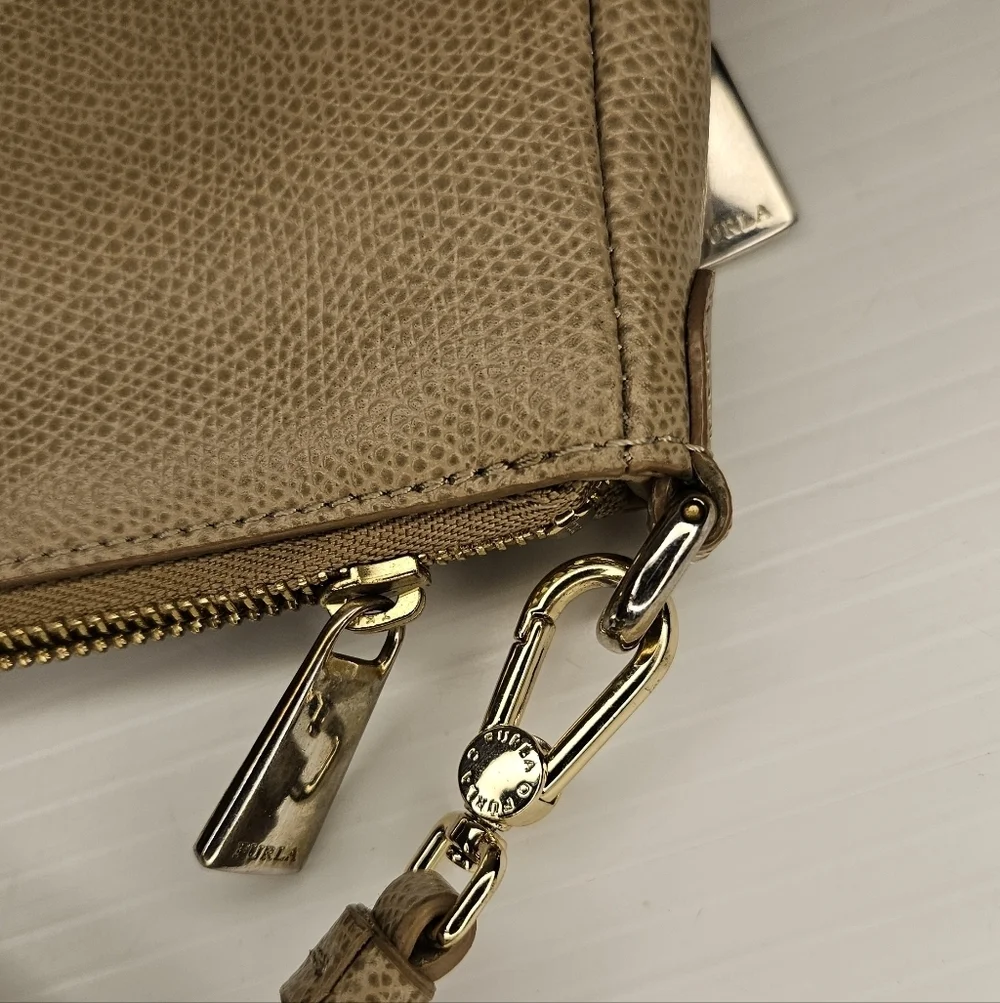 Furla Cearm Leather Shoulder Bag 2-Way – Authentic Pre-Owned